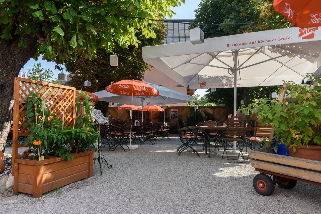 Gasthof Wastlwirt Salzburg Exterior photo
